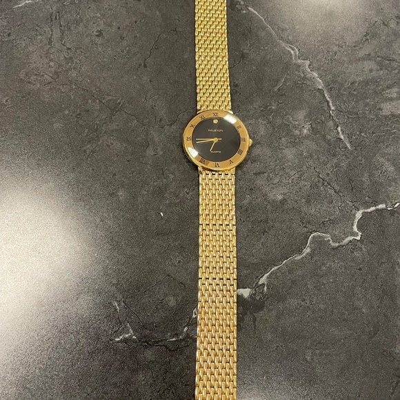 1980's Halston Wristwatch - Picture 3 of 7